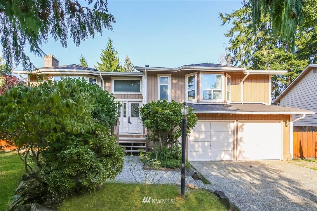 17848 156 Place - Photo 1