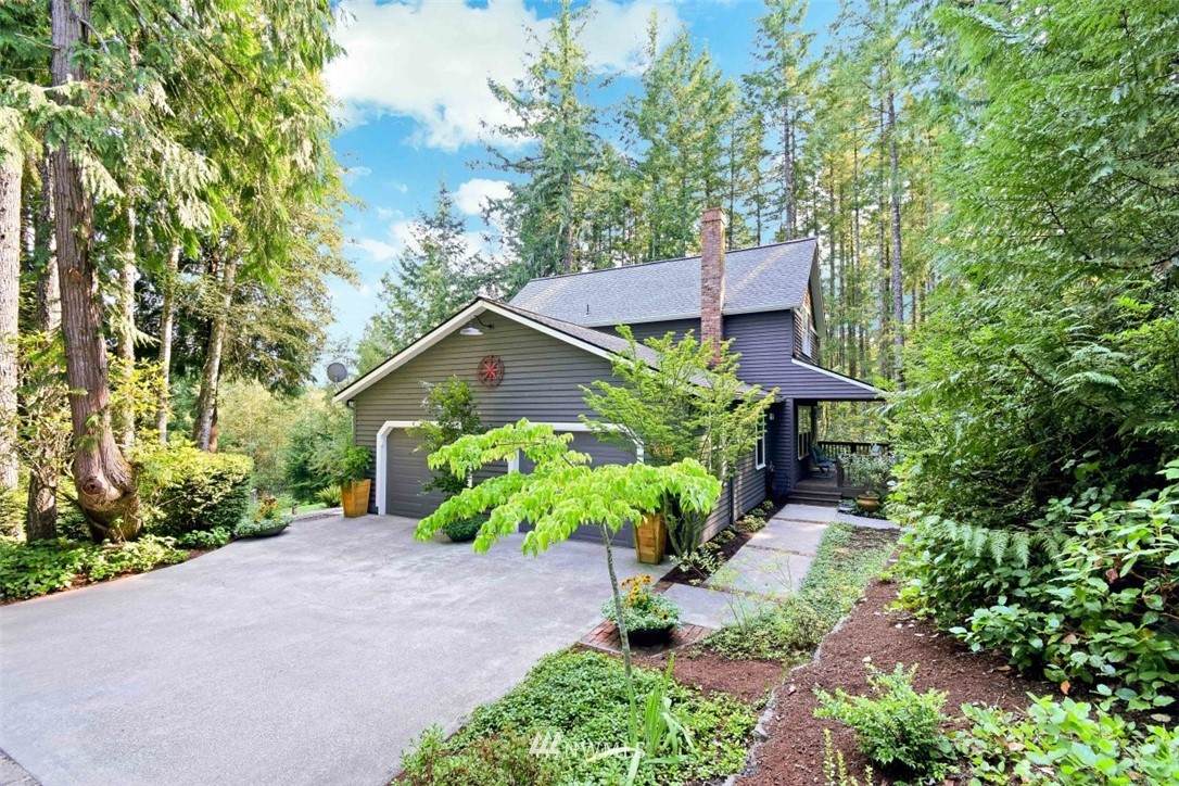 6961 Beauchamp Lane - Photo 1