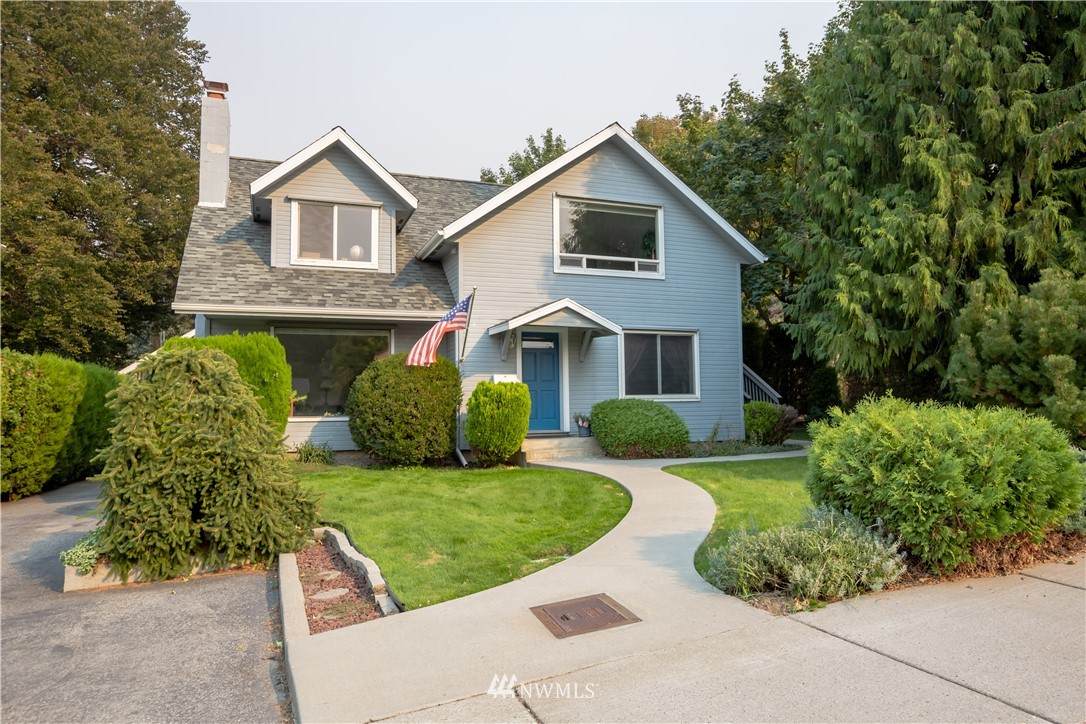 319 Olive Street - Photo 1