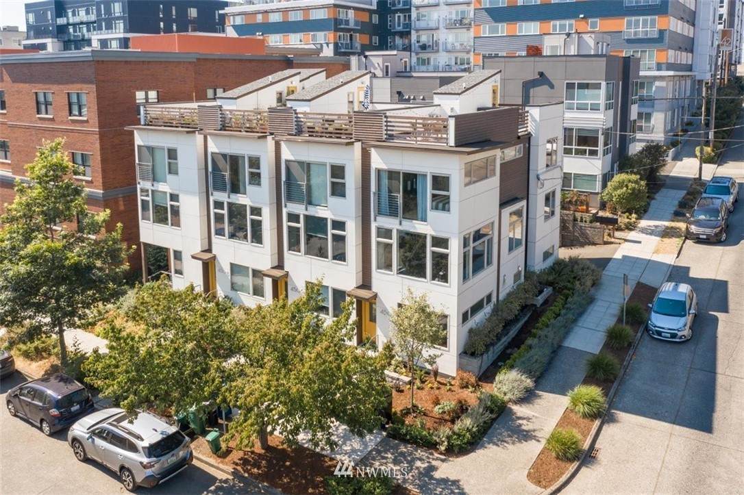 4501 41st Avenue - Photo 1
