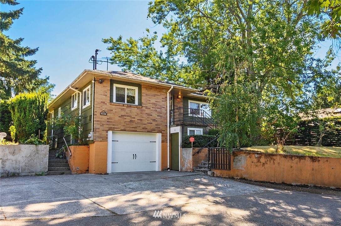 5046 35th Avenue - Photo 1