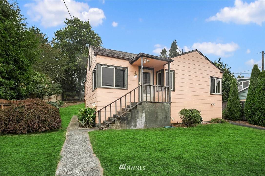 11739 North Park Avenue - Photo 1