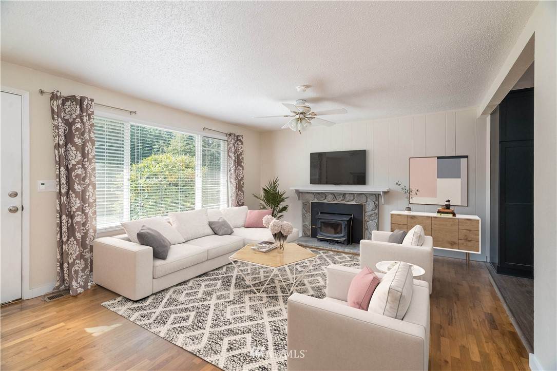 6518 194th Avenue - Photo 1