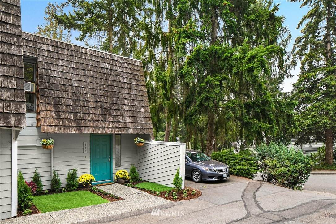 12611 42nd Street - Photo 1