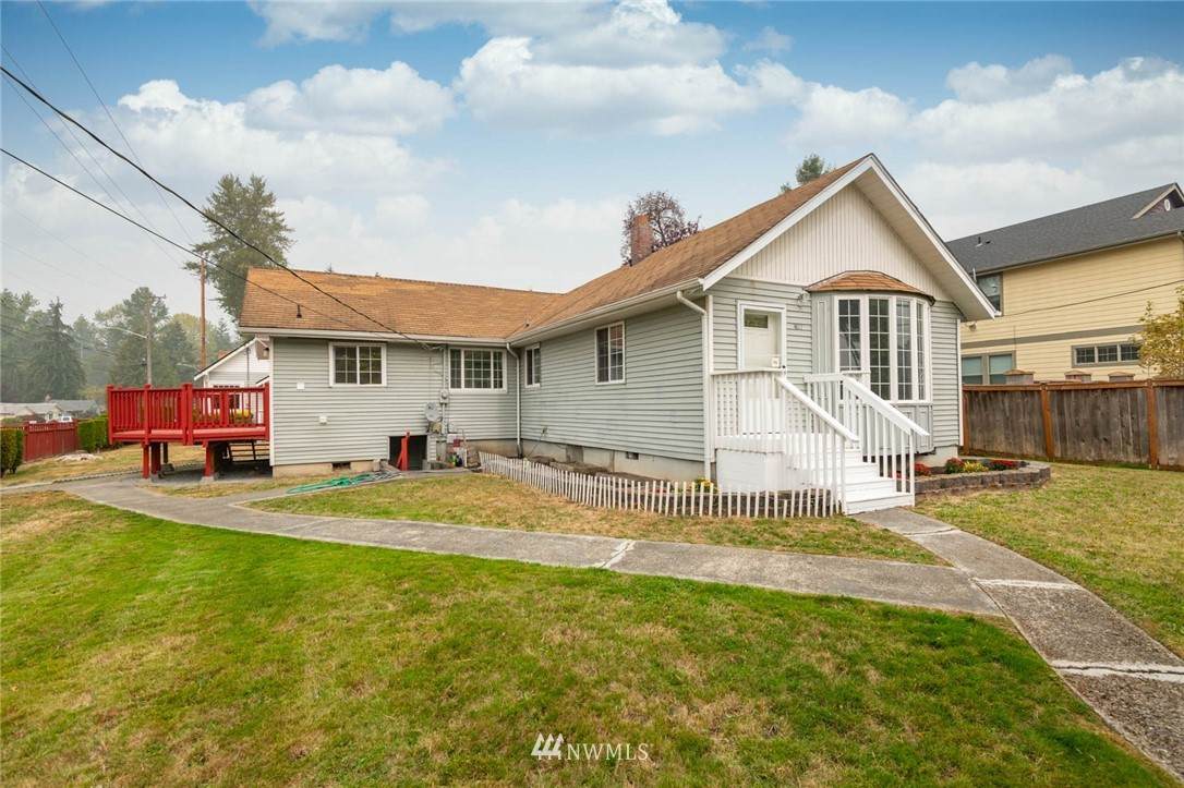 401 82nd Street - Photo 1