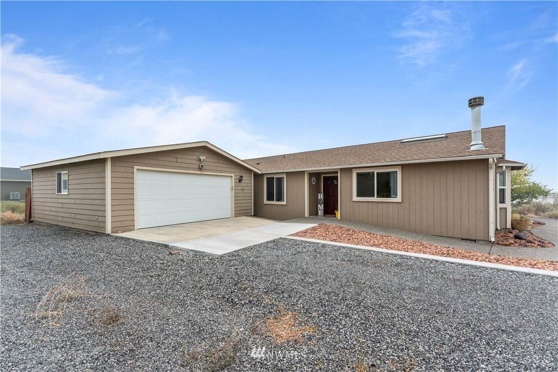 215 Green Laurel Place - Photo 1