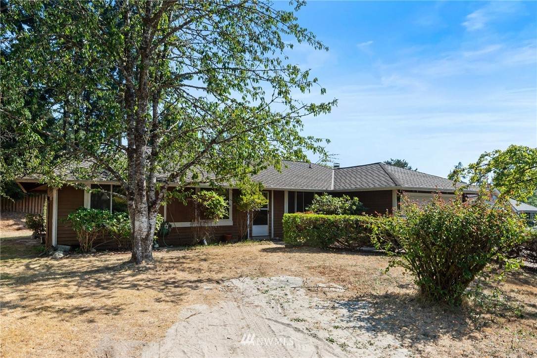 4316 Basswood Lane - Photo 1