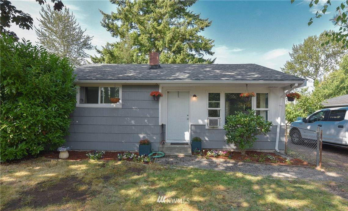 625 93rd Street - Photo 1