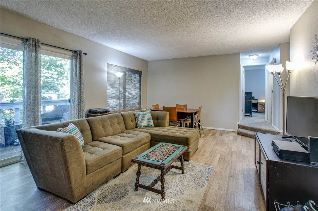 3538 Northwest Avenue - Photo 1