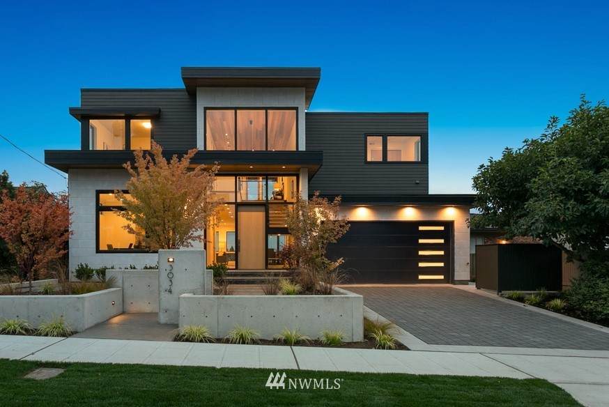 3034 38th Avenue - Photo 1