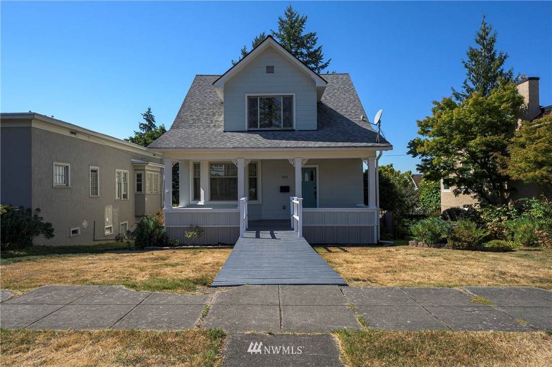 205 5th Street - Photo 1