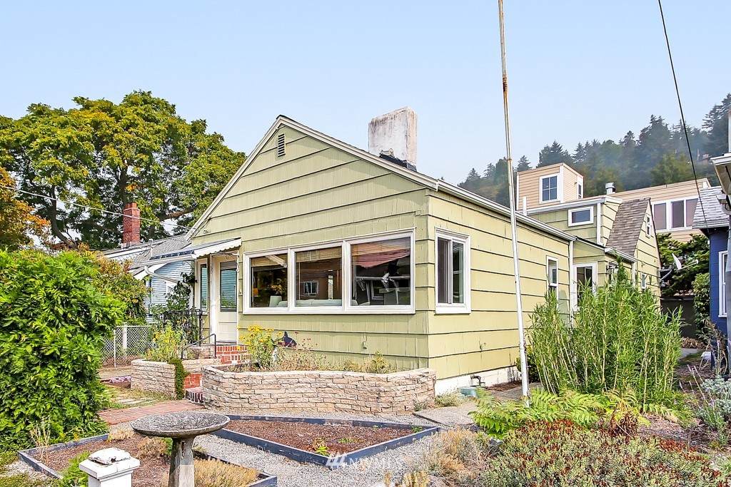 4110 Beach Drive - Photo 1