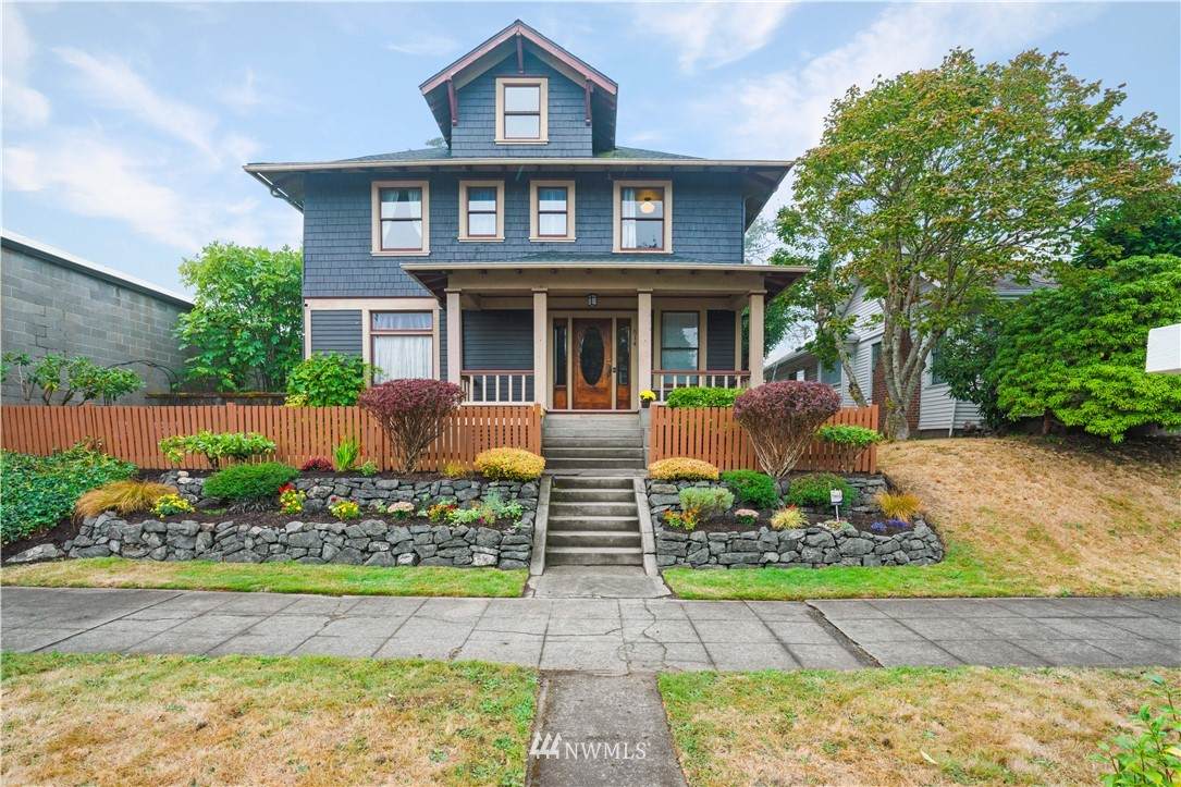 514 Cushman Avenue - Photo 1