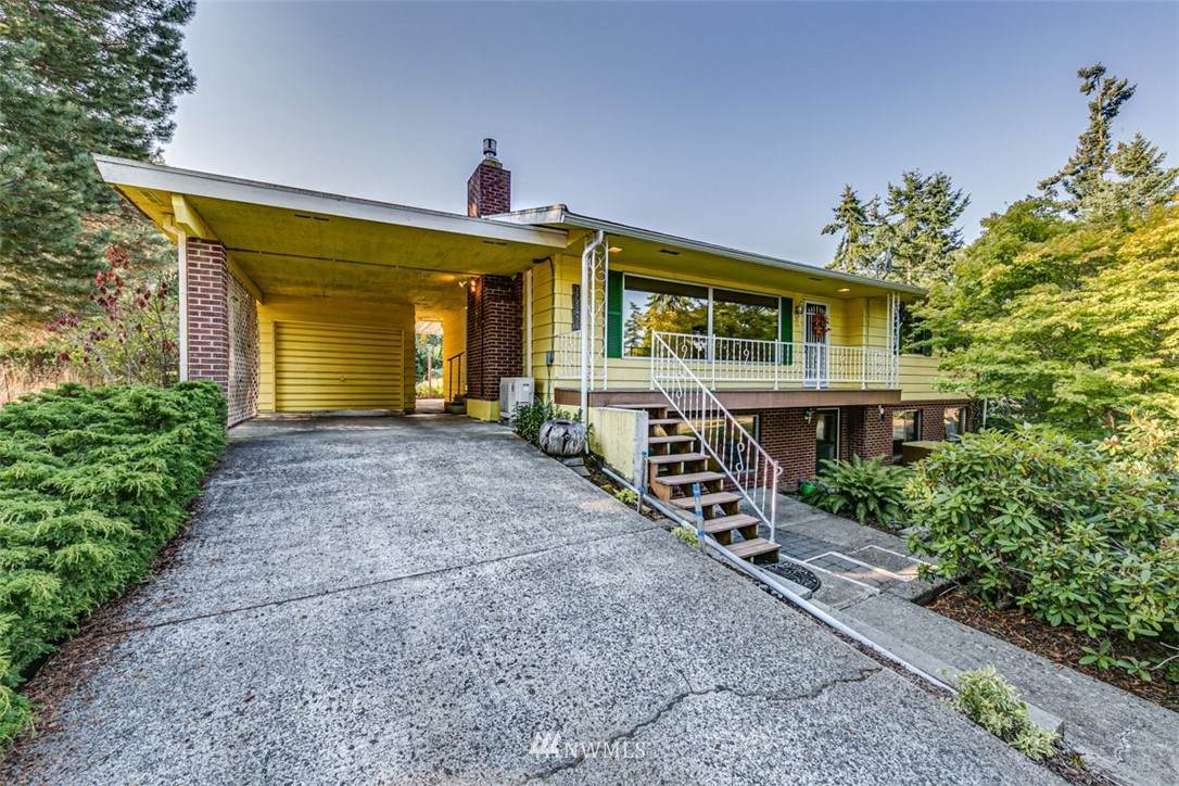 2038 Lindberg Road - Photo 1