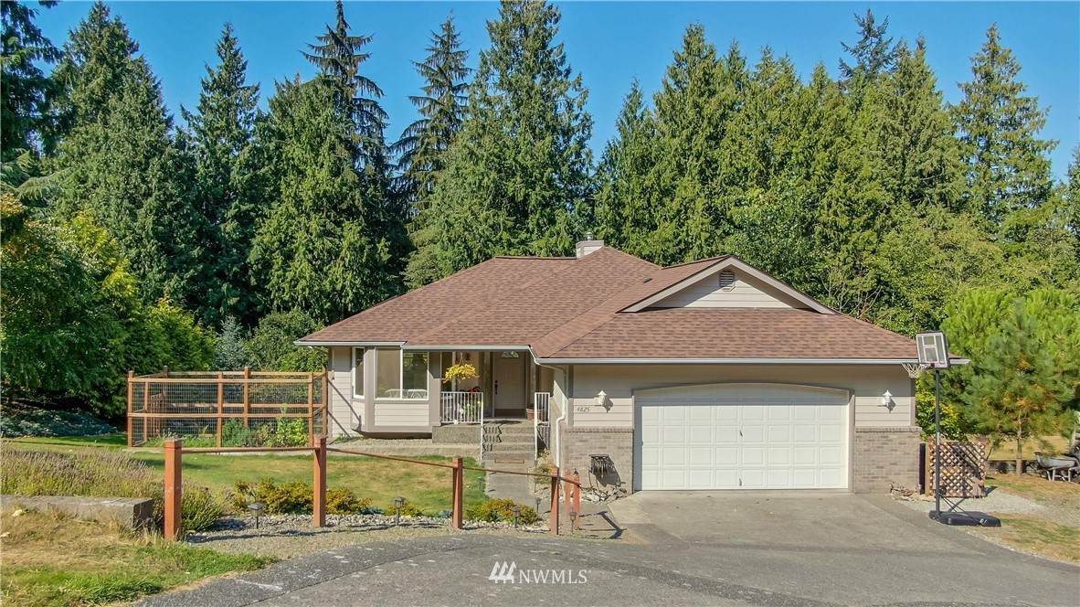 4825 Lookout Avenue - Photo 1