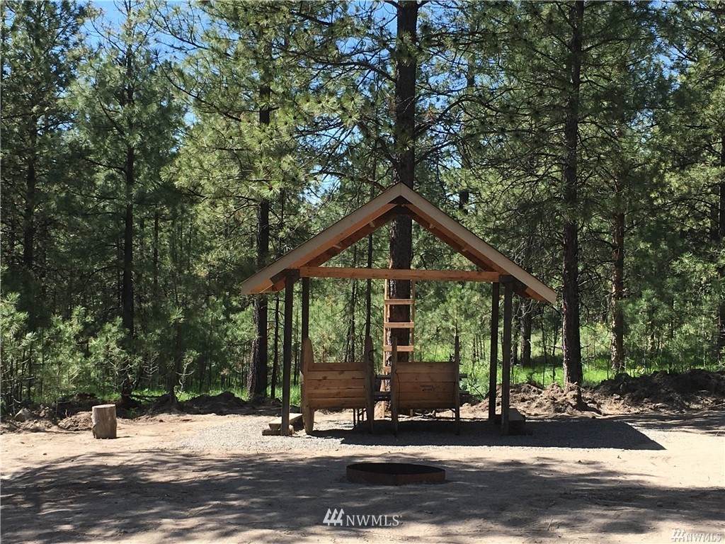 30 Twin Creek Road - Photo 1
