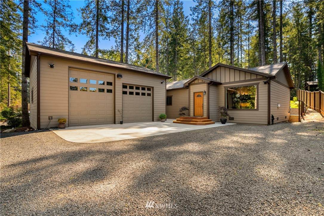 820 Ballantrae Drive - Photo 1