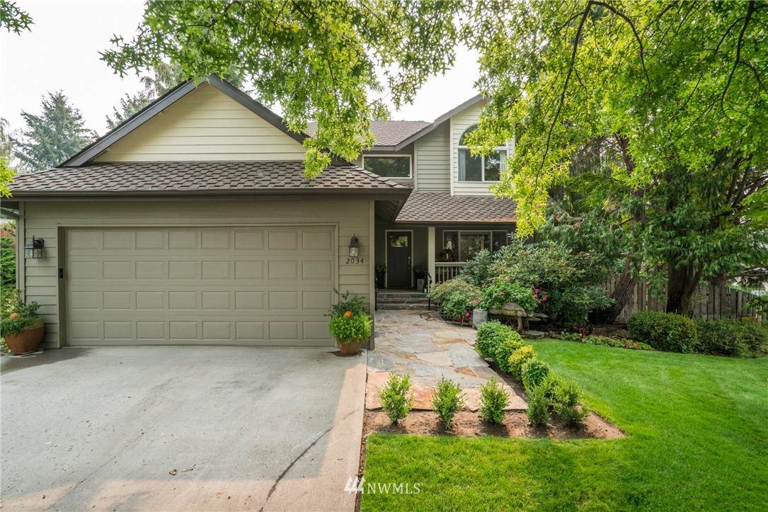 2034 Autumn Drive - Photo 1