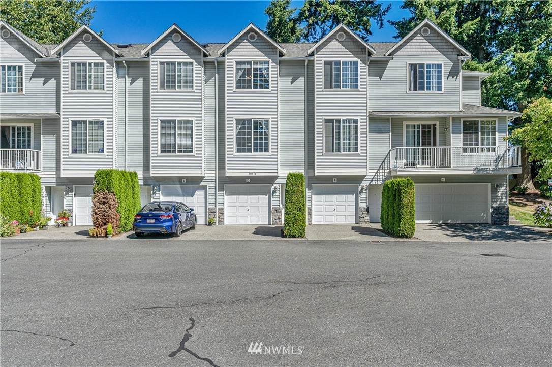 10414 Holly Drive - Photo 1