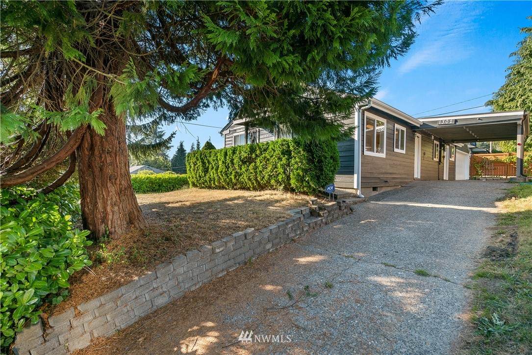 1302 5th Avenue - Photo 1