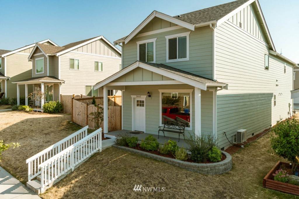1661 6th Avenue - Photo 1