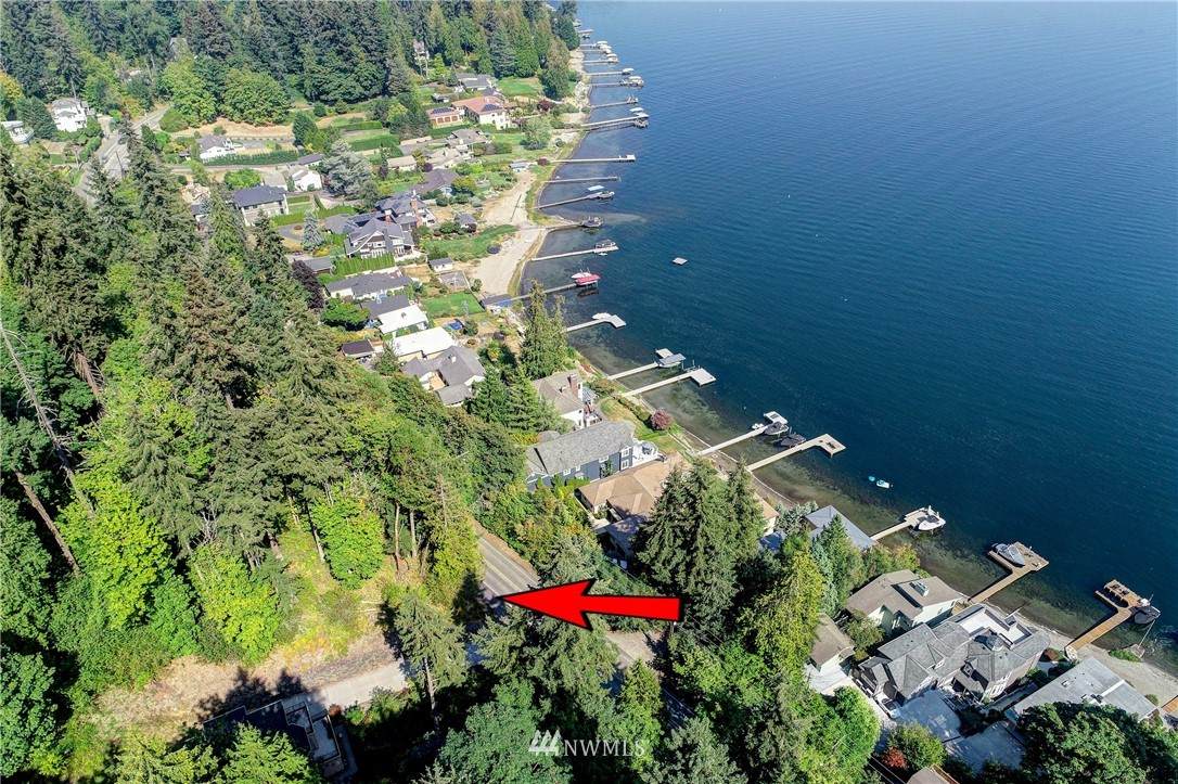 525 Lake Sammamish Parkway - Photo 1