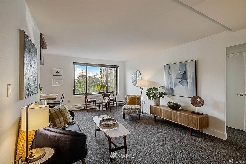 1105 Spring St - Photo 1