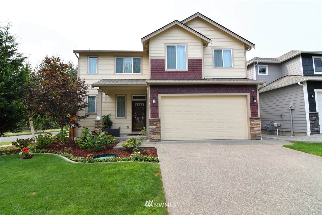 5001 Black Rock Loop - Photo 1