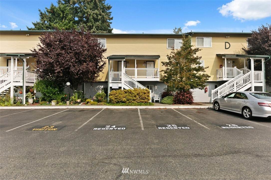 8823 Holly Drive - Photo 1