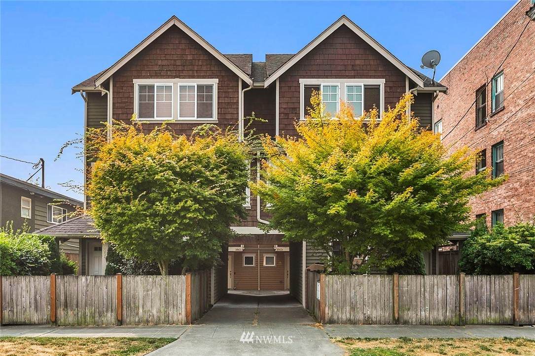2043 59th Street - Photo 1