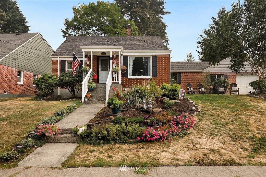 141 Harvard Avenue - Photo 1