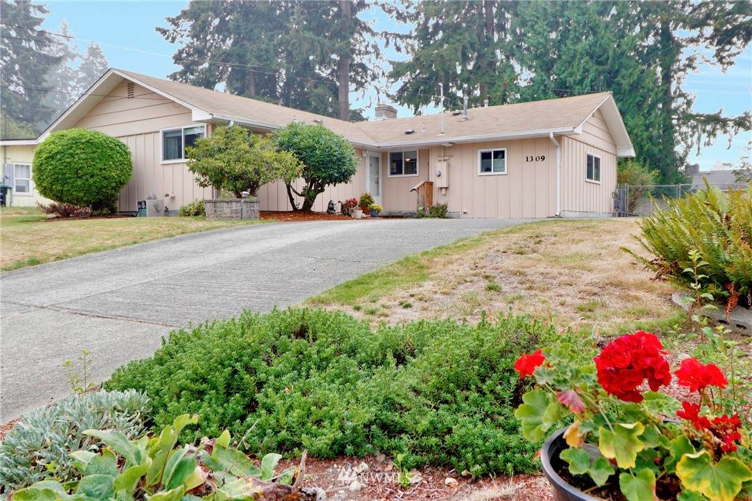 1309 Stillwell Street - Photo 1