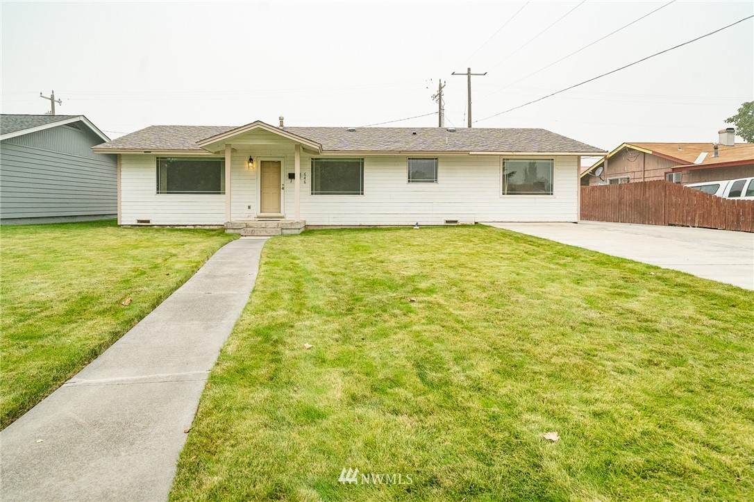 646 2nd Avenue - Photo 1