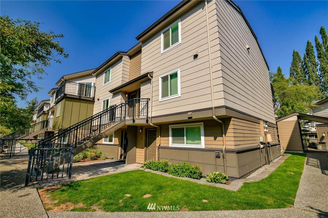 15821 Leary Way - Photo 1