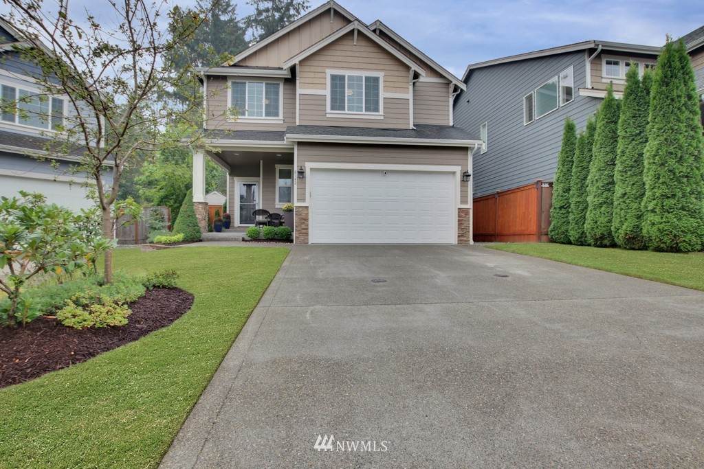 8142 165th Street Ct - Photo 1