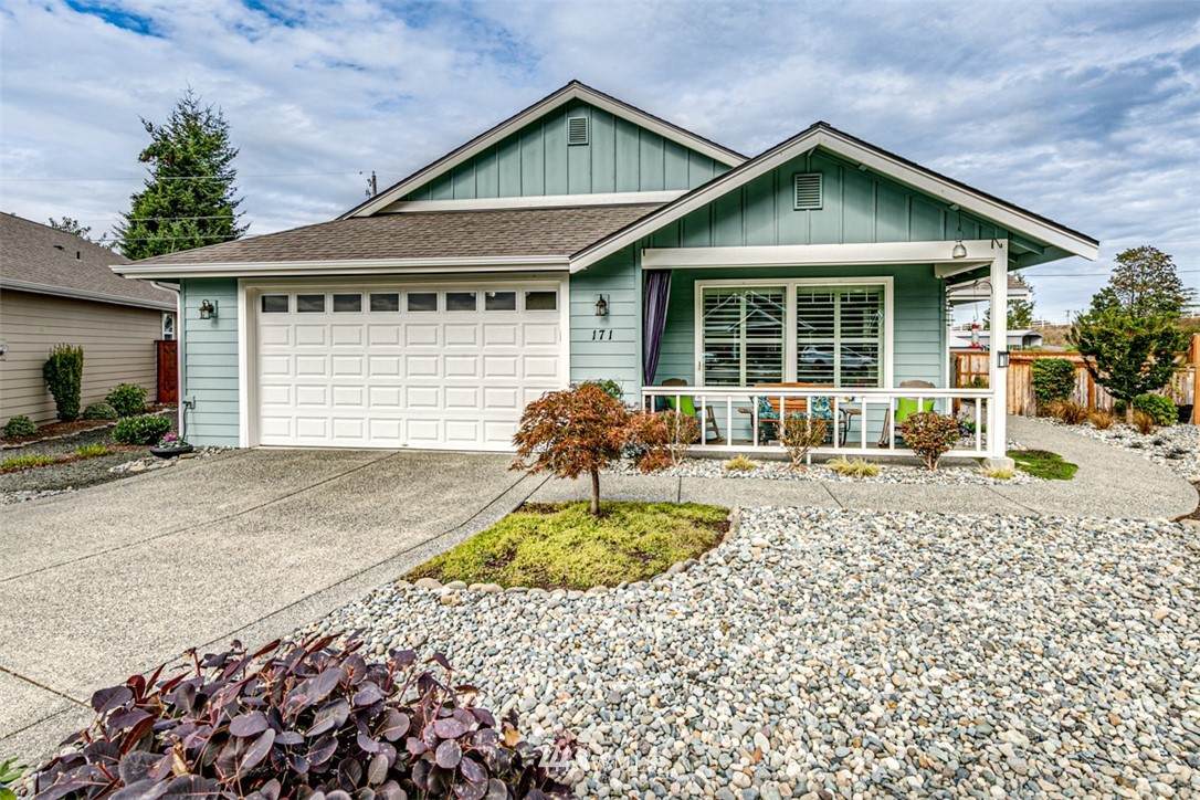 171 Lobelia Drive - Photo 1