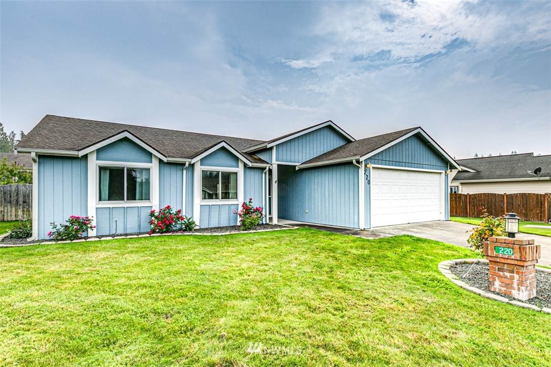 220 Independence Drive - Photo 1