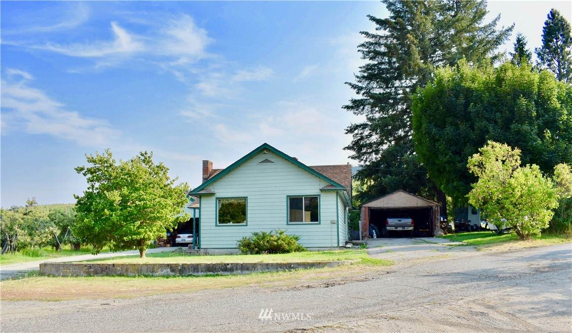 8098 Green Road - Photo 1