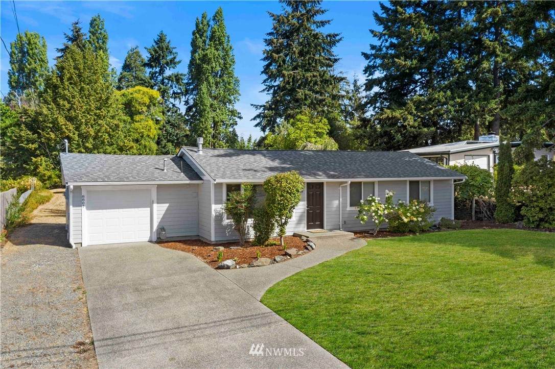 8807 37th Street - Photo 1