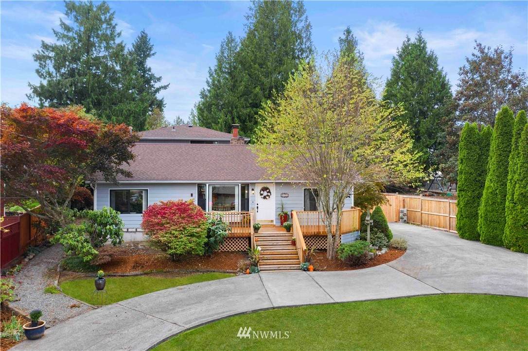 5321 Island Drive - Photo 1
