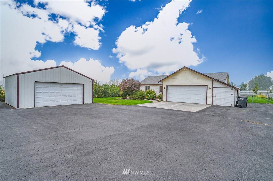8136 Harrington Lane - Photo 1