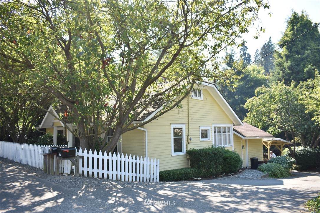 4822 Glenwood Avenue - Photo 1