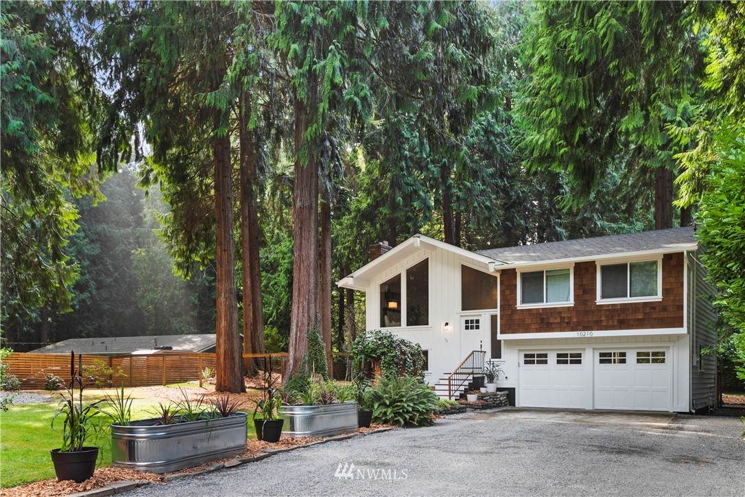 10210 317th Avenue - Photo 1