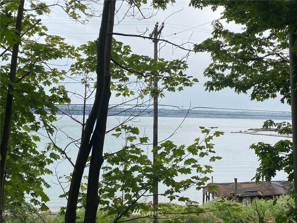 5117 Marine View Drive - Photo 1