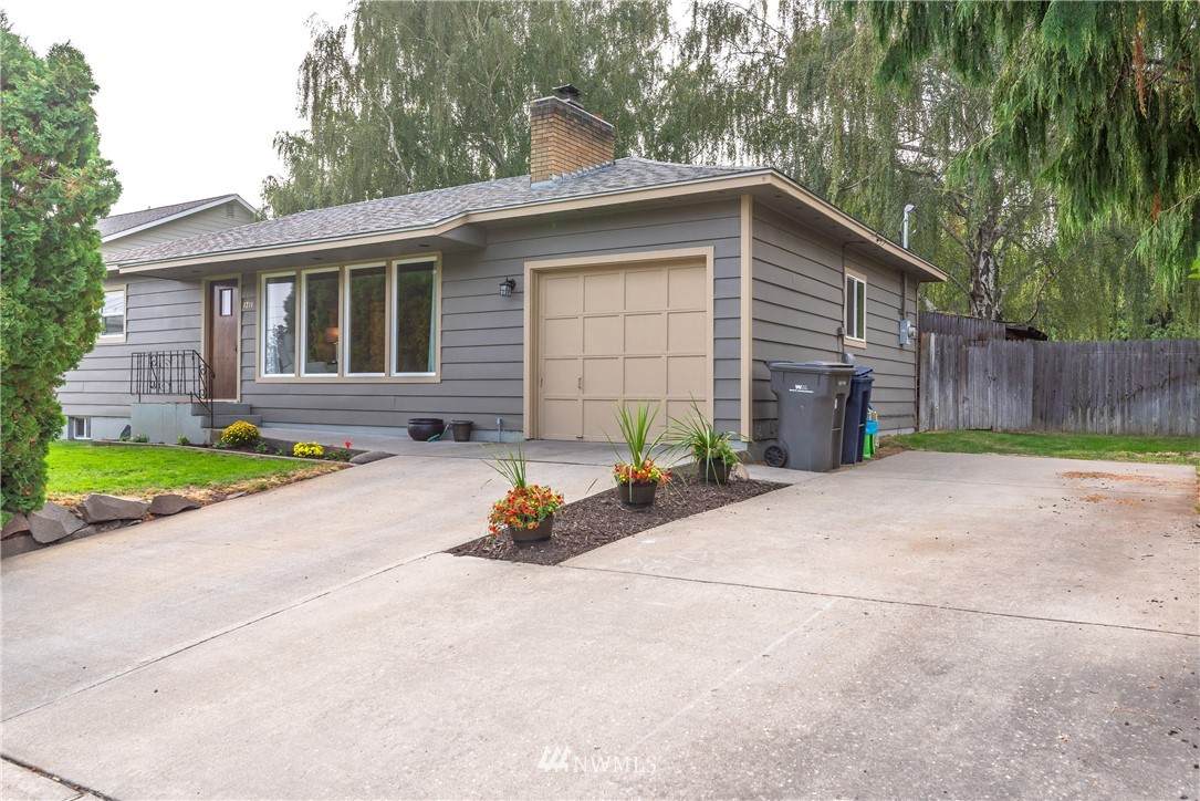 1711 Washington - Photo 1
