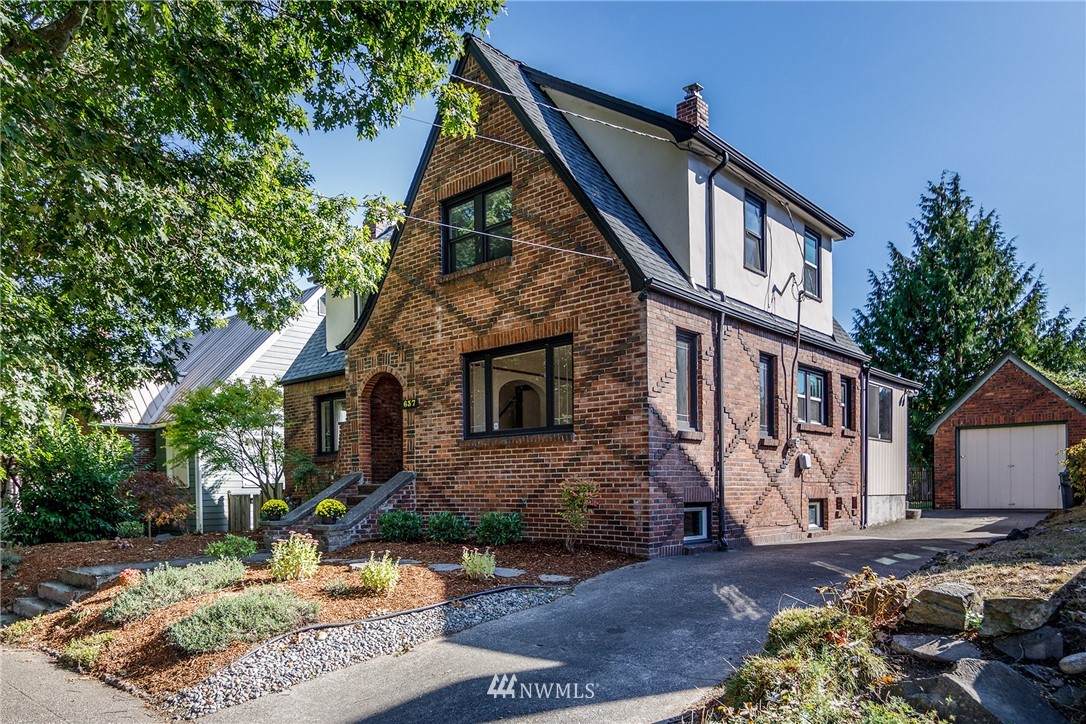 637 80th Street - Photo 1