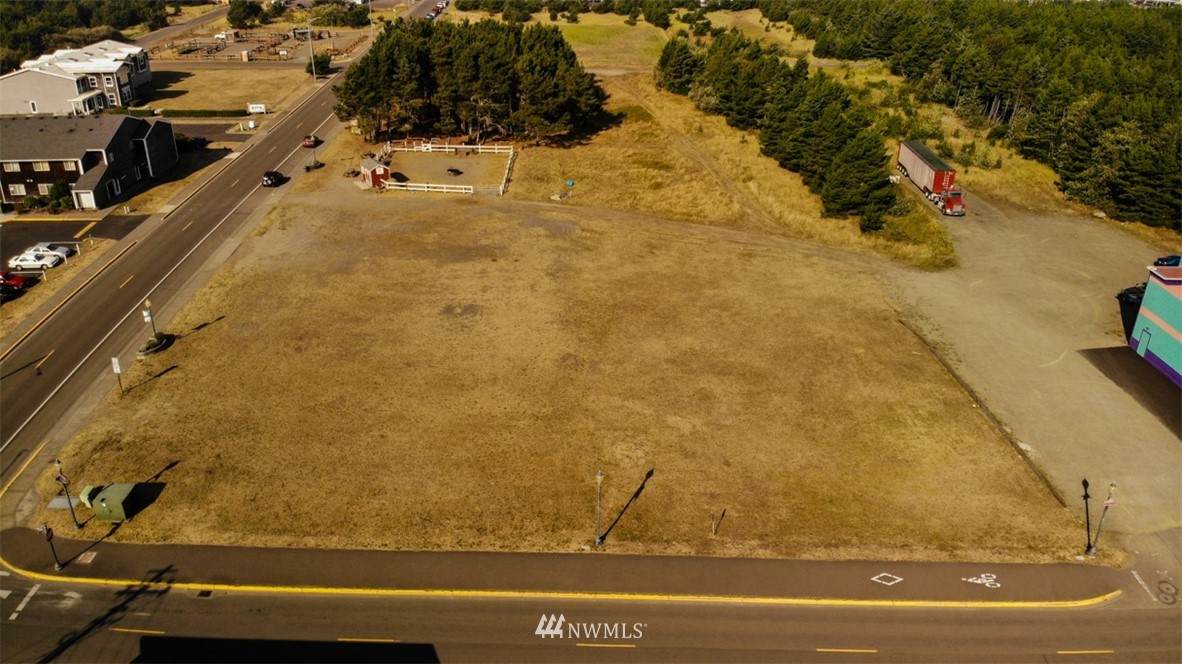 300 Sid Snyder Drive - Photo 1