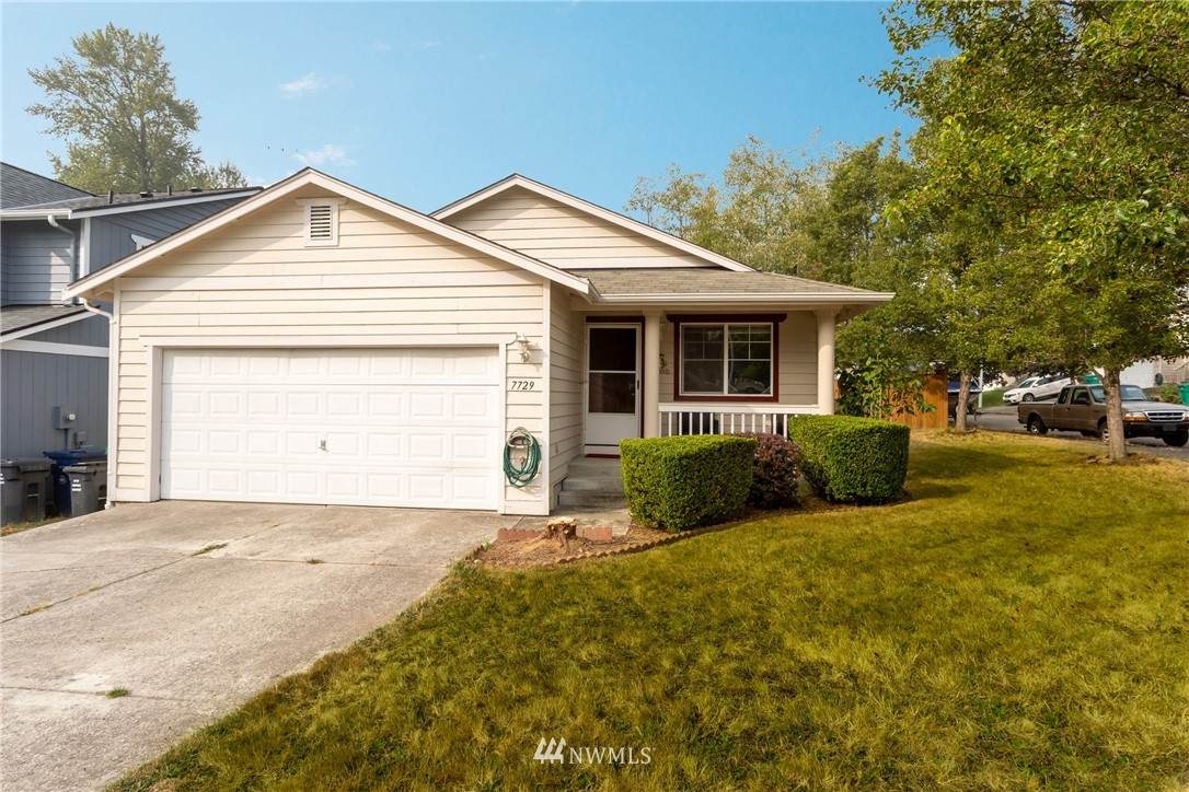 7729 62nd Street - Photo 1