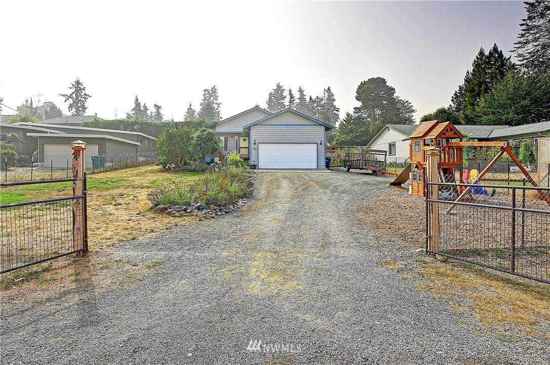 444 Harold Place - Photo 1