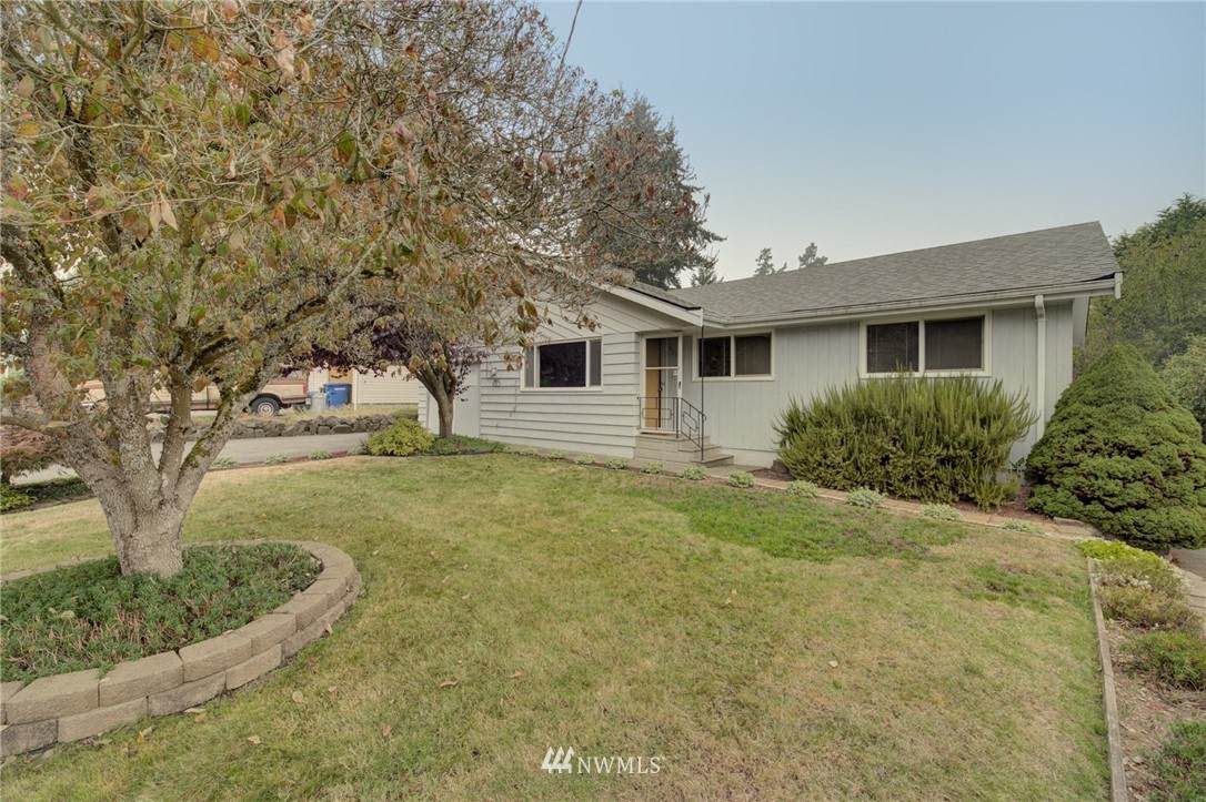 610 194th Street - Photo 1